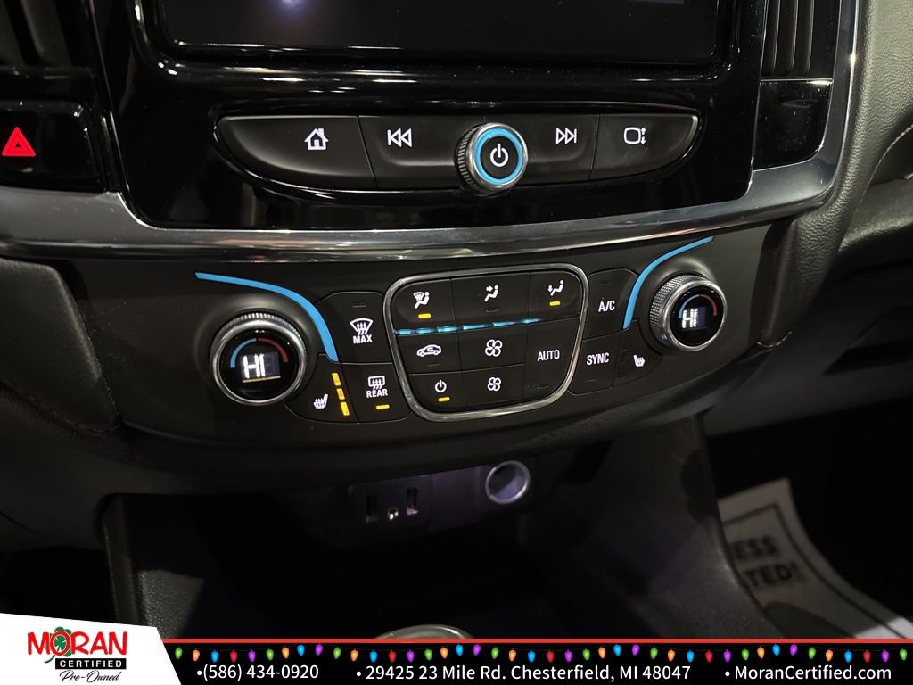 Used 2018 Chevrolet Traverse LT image 19