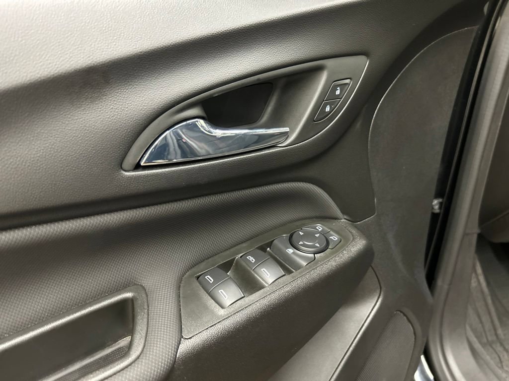 Used 2024 Chevrolet Equinox RS FWD image 26