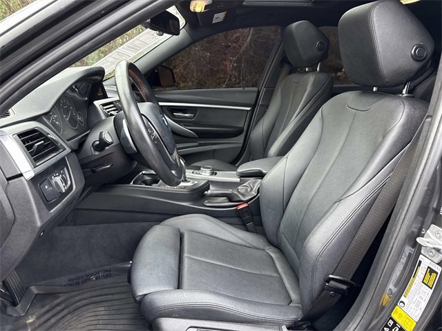Used 2018 BMW 330i xDrive Sedan image 9
