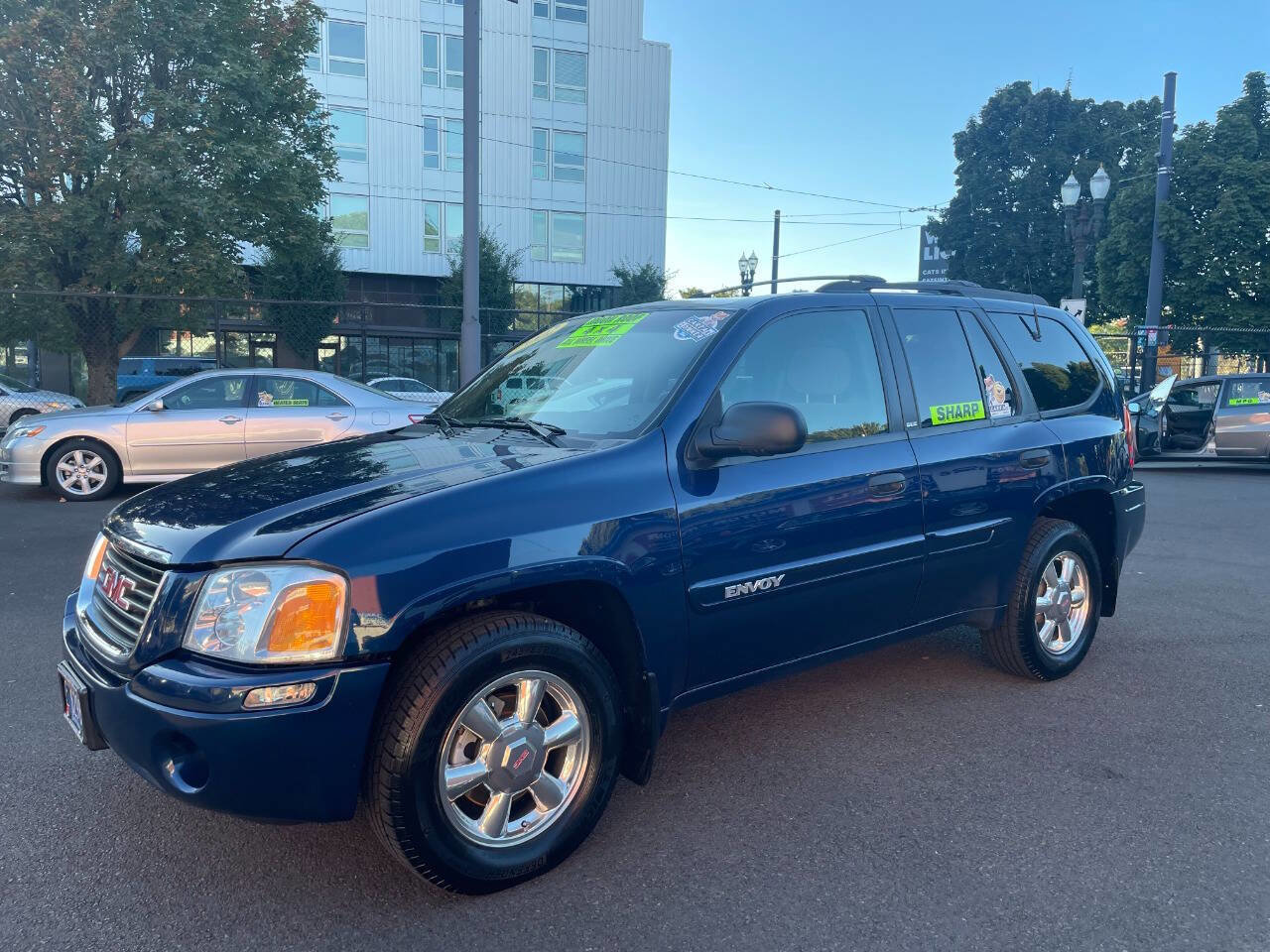 Used 2002 GMC Envoy SLE image 2
