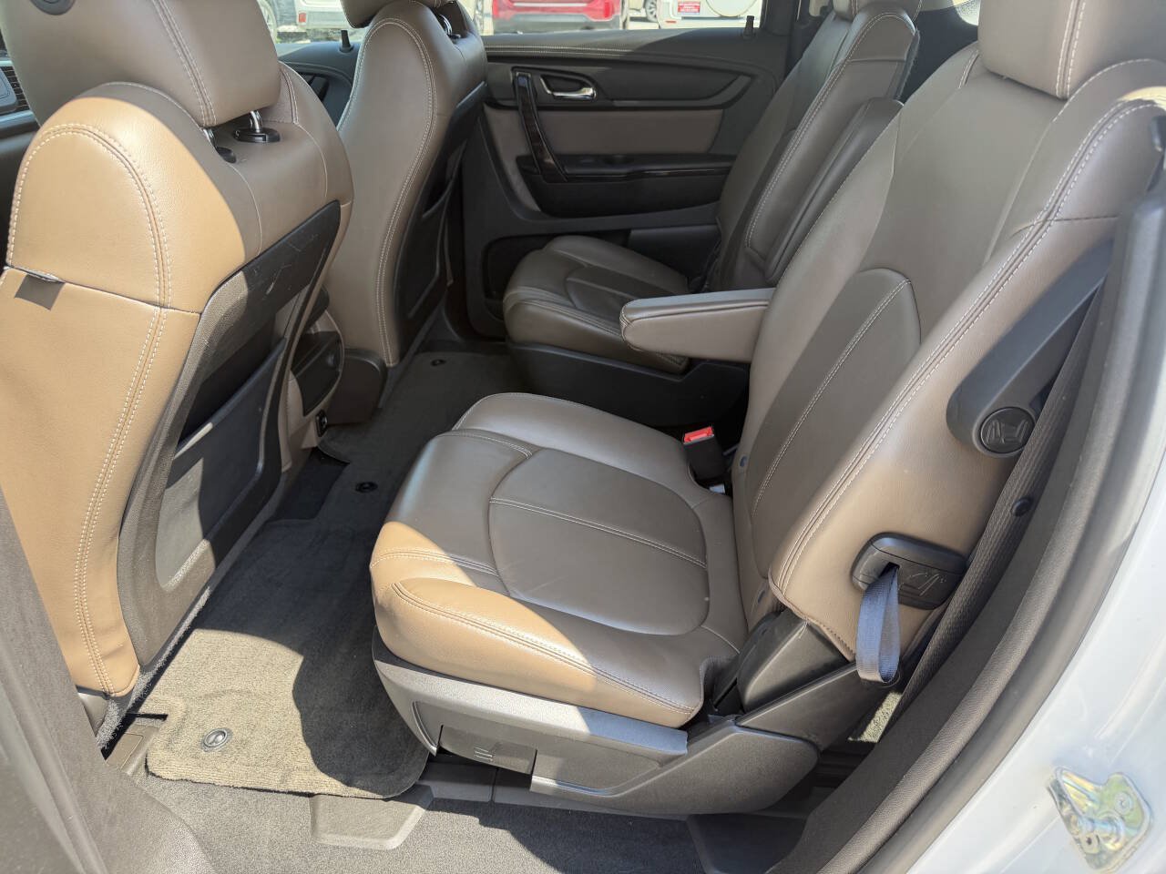 Used 2017 GMC Acadia Limited SLT AWD/4WD image 16