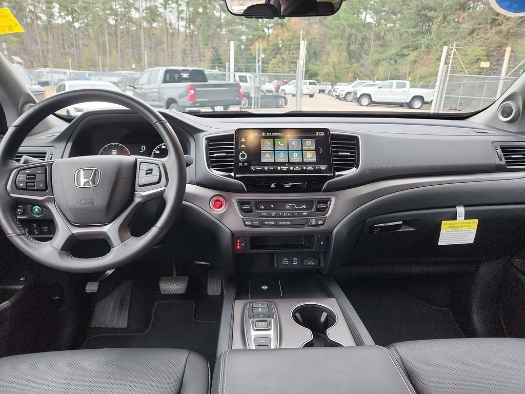 Used 2025 Honda Ridgeline RTL image 11