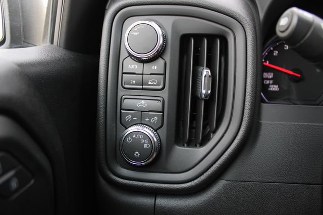 Used 2023 GMC Sierra 1500 Pro w/ Pro Value Package AWD/4WD image 10