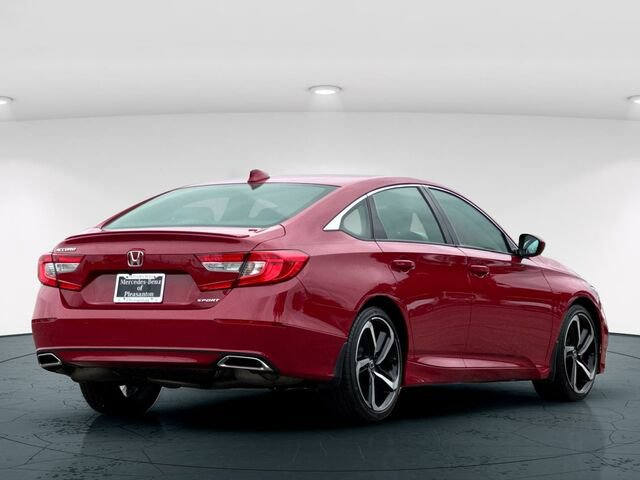 Used 2018 Honda Accord Sport image 7