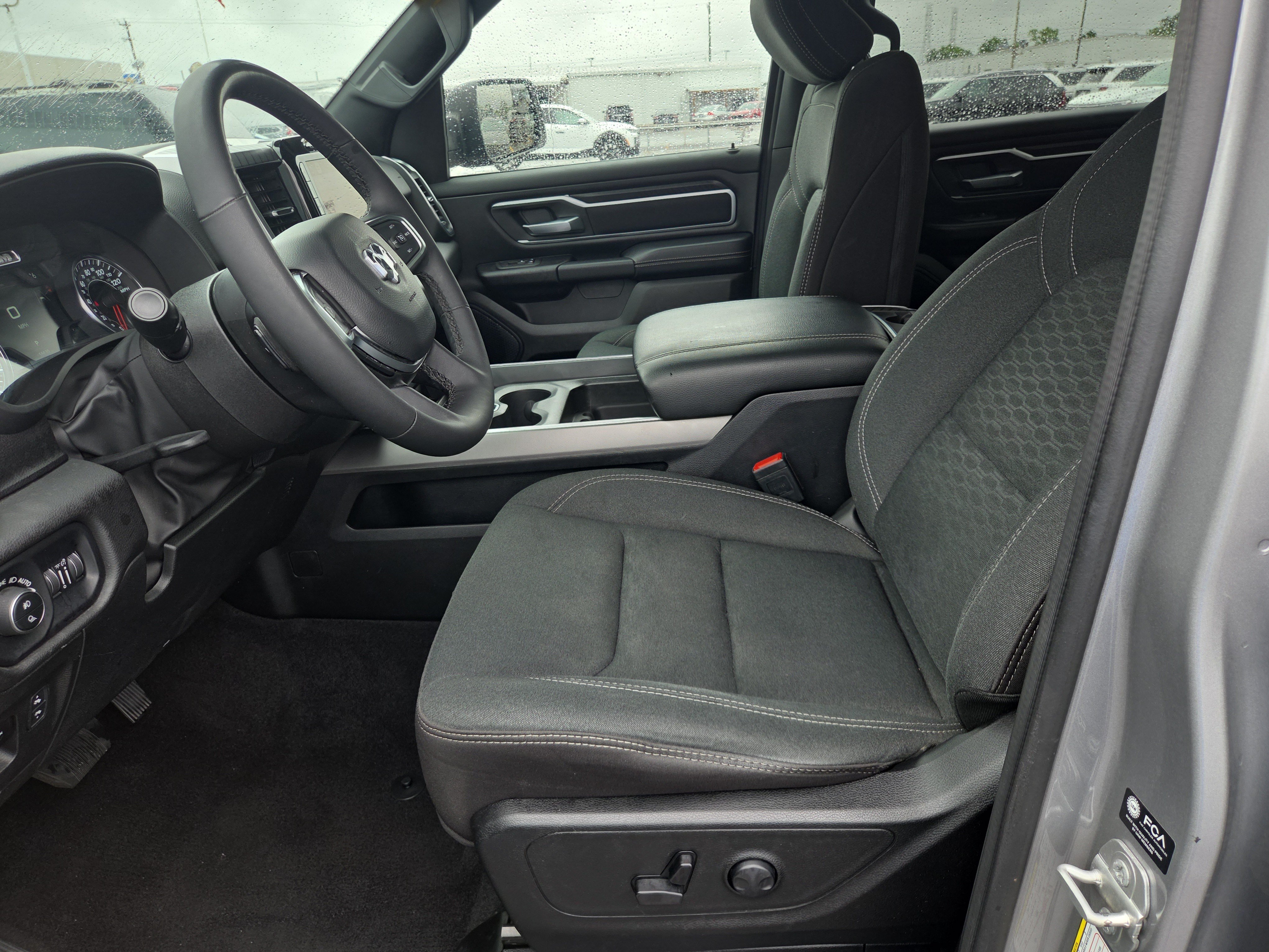 Used 2025 RAM 1500 Big Horn AWD/4WD image 5