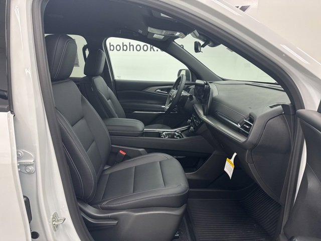 New 2026 Chevrolet Traverse LT w/ Driver Confidence Package image 30