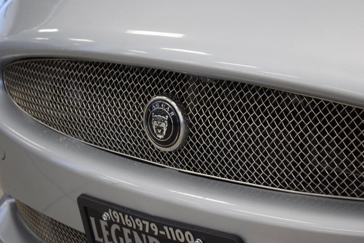 Used 2007 Jaguar XK Convertible image 6