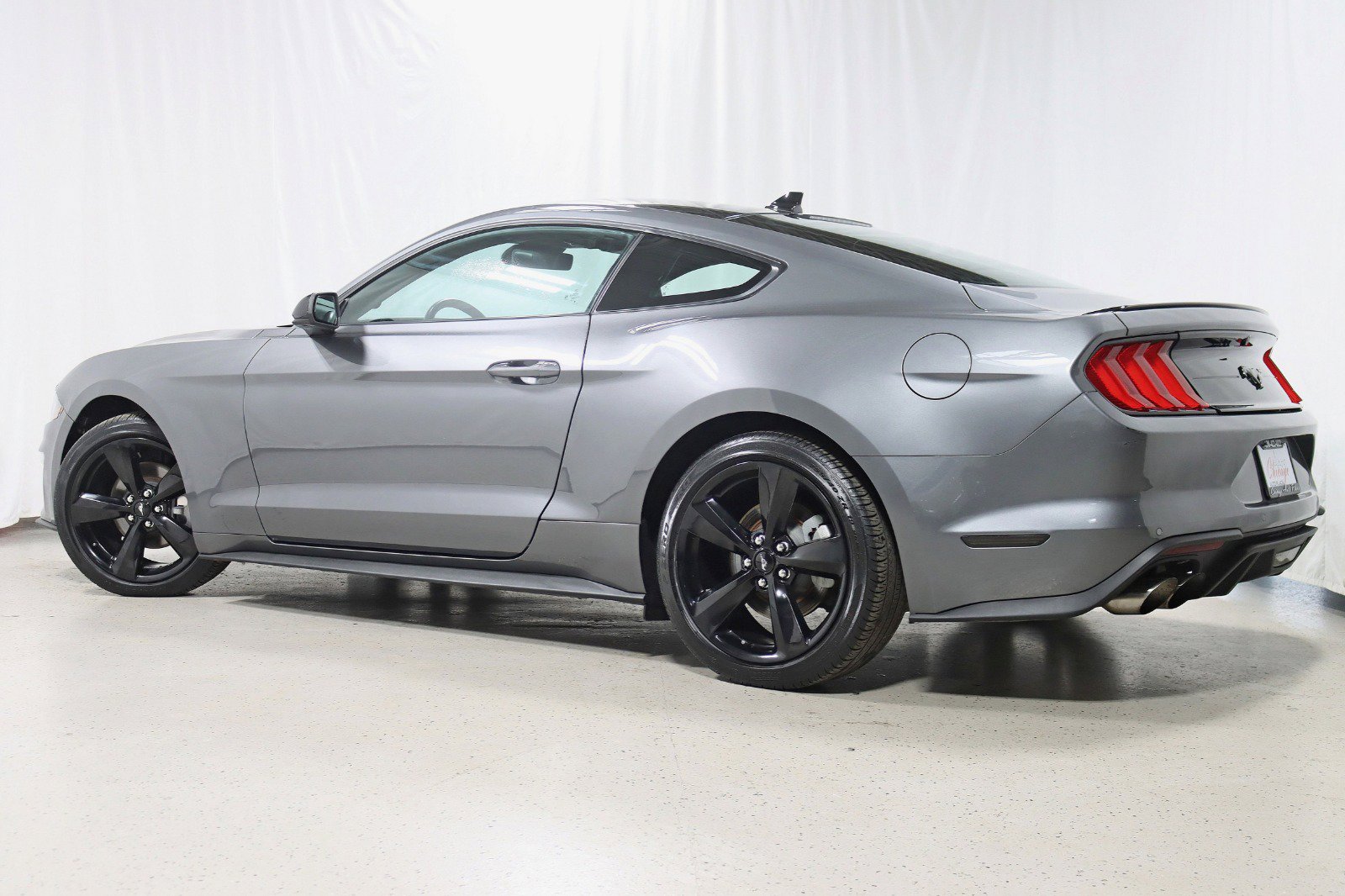 Used 2021 Ford Mustang Premium w/ Black Accent Package RWD image 9