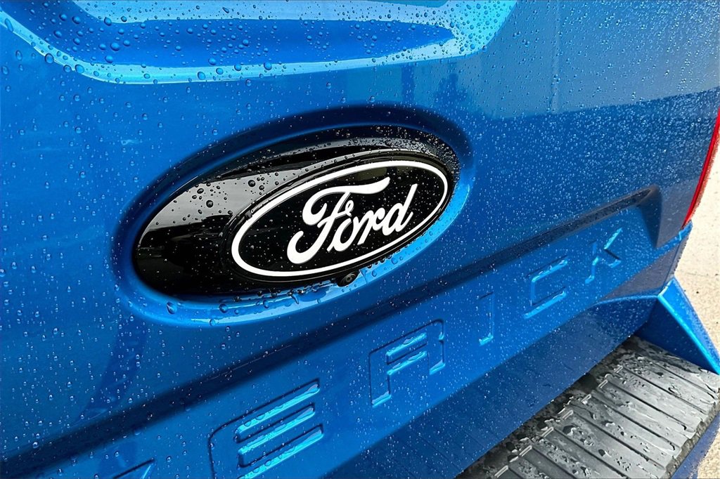 Used 2025 Ford Maverick Lobo image 10