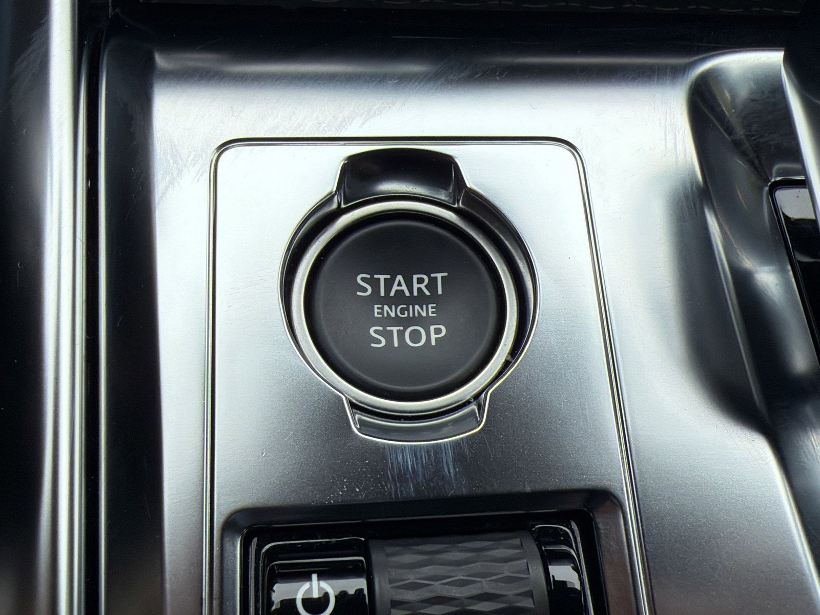 Used 2024 Jaguar XF R-Dynamic SE image 26