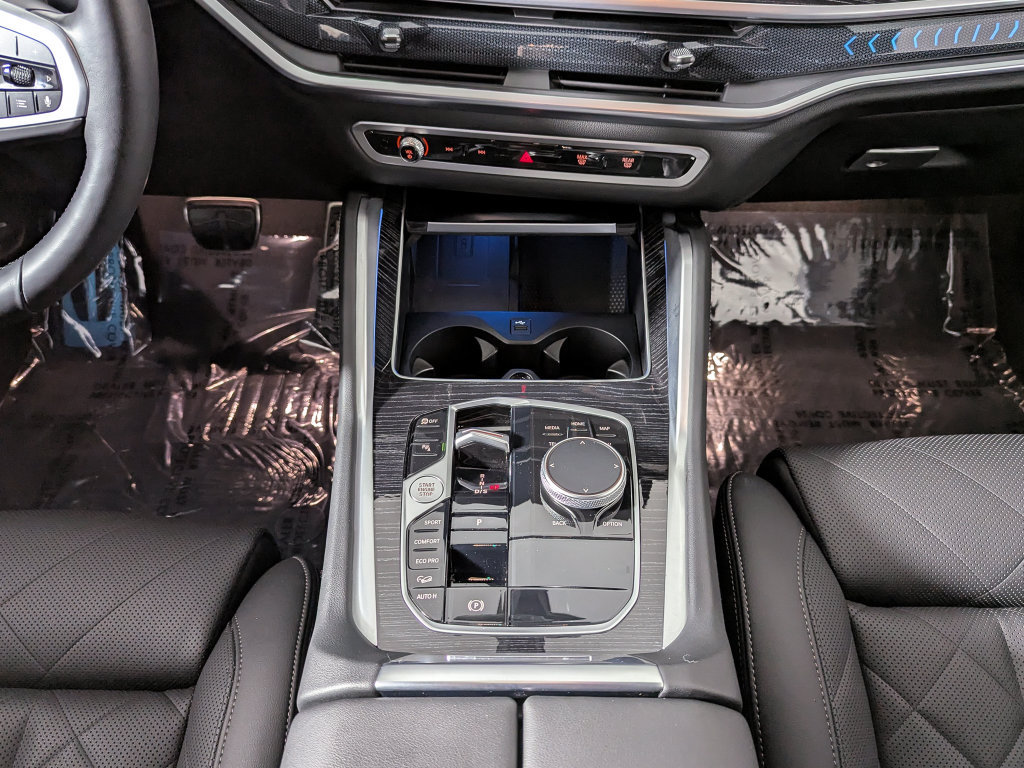 Certified 2024 BMW X6 xDrive40i w/ Premium Package AWD/4WD image 39