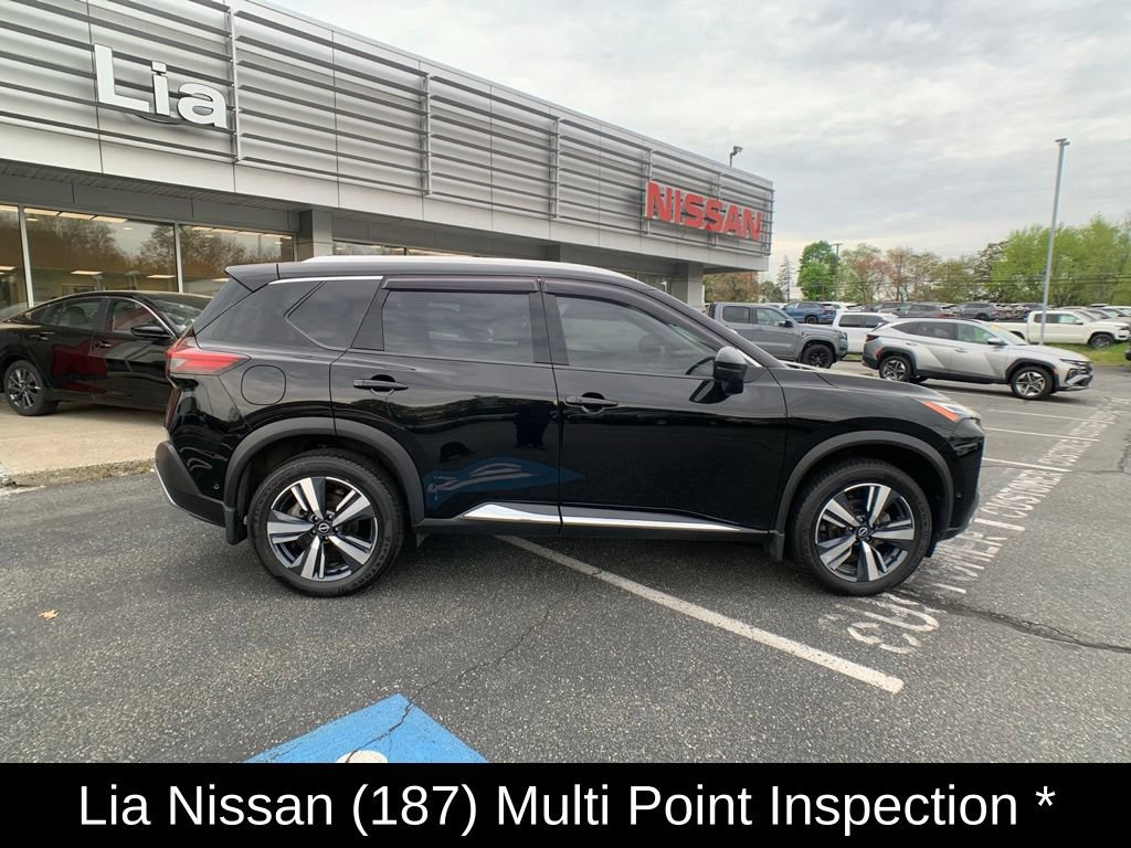 Certified 2023 Nissan Rogue Platinum w/ Platinum Premium Package AWD/4WD image 2