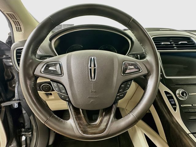 Used 2018 Lincoln MKX Select AWD/4WD image 14