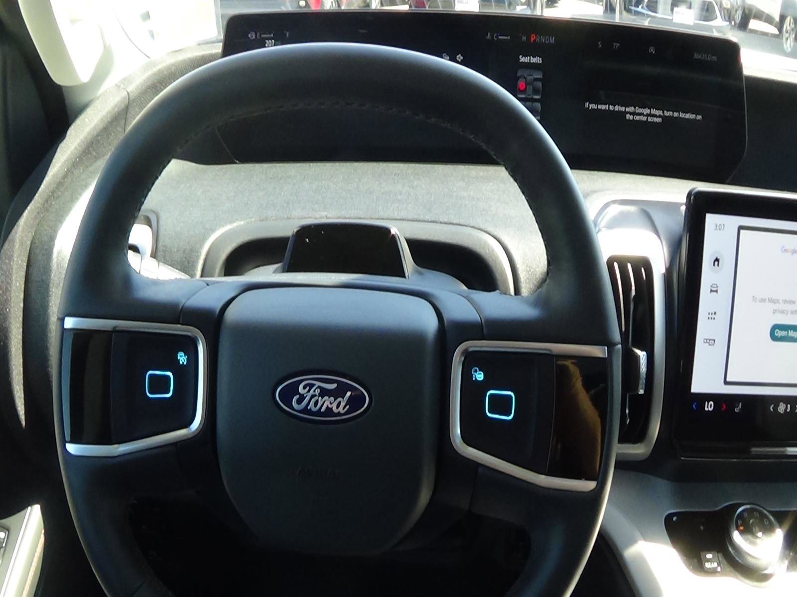Used 2025 Ford Expedition Active AWD/4WD image 26
