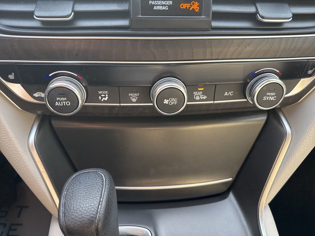 Used 2019 Honda Accord EX image 26