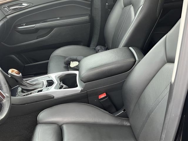 Used 2016 Cadillac SRX Luxury image 12