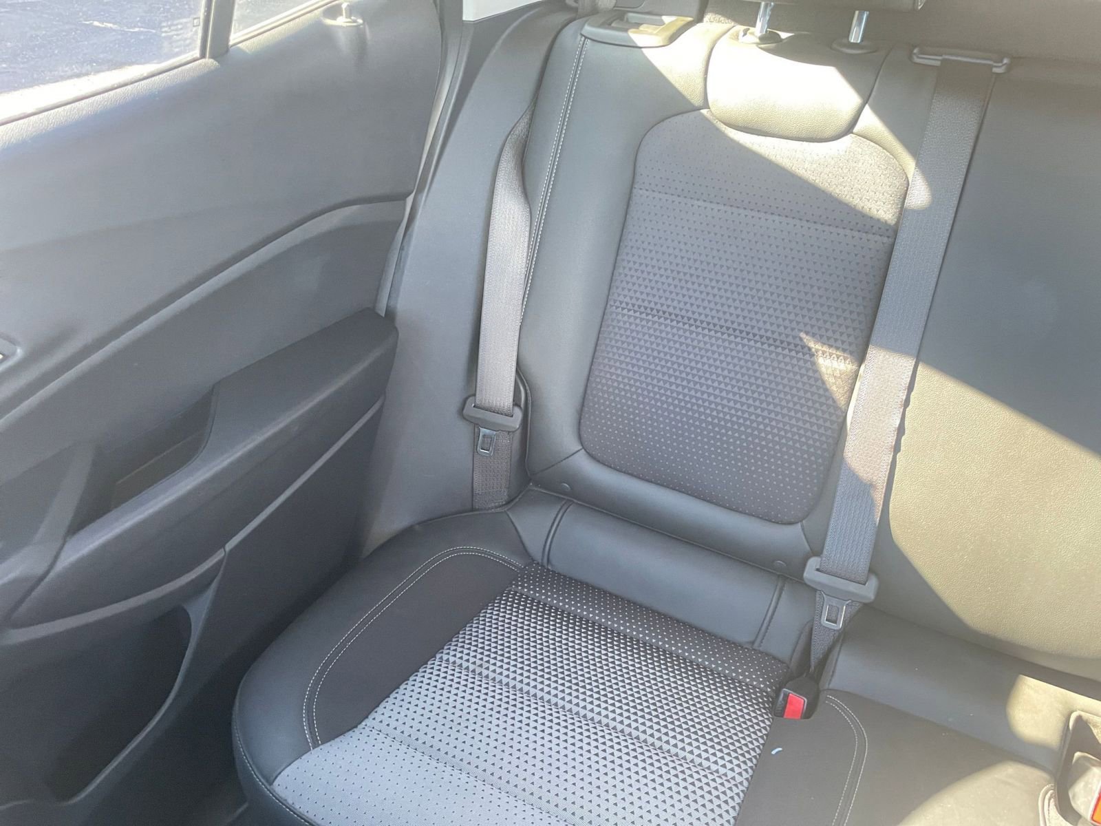 Used 2025 Chevrolet Trax LT image 39