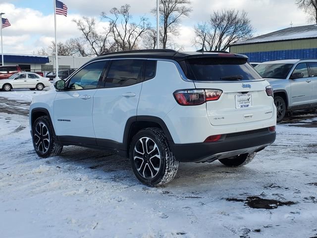 Used 2023 Jeep Compass Limited image 2