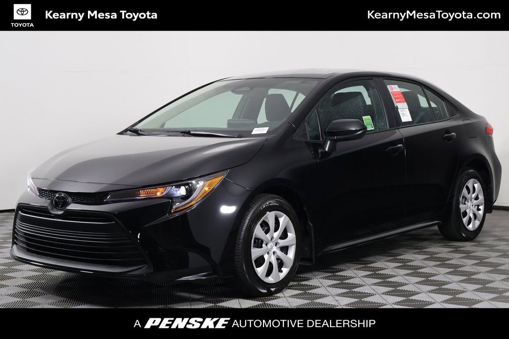 Used 2025 Toyota Corolla LE