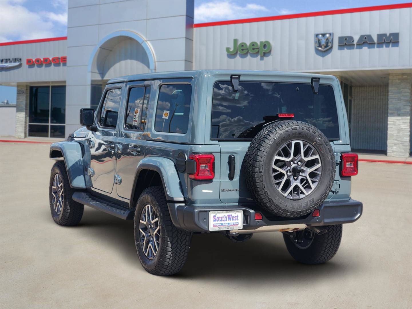 New 2026 Jeep Wrangler Unlimited Sahara AWD/4WD image 4