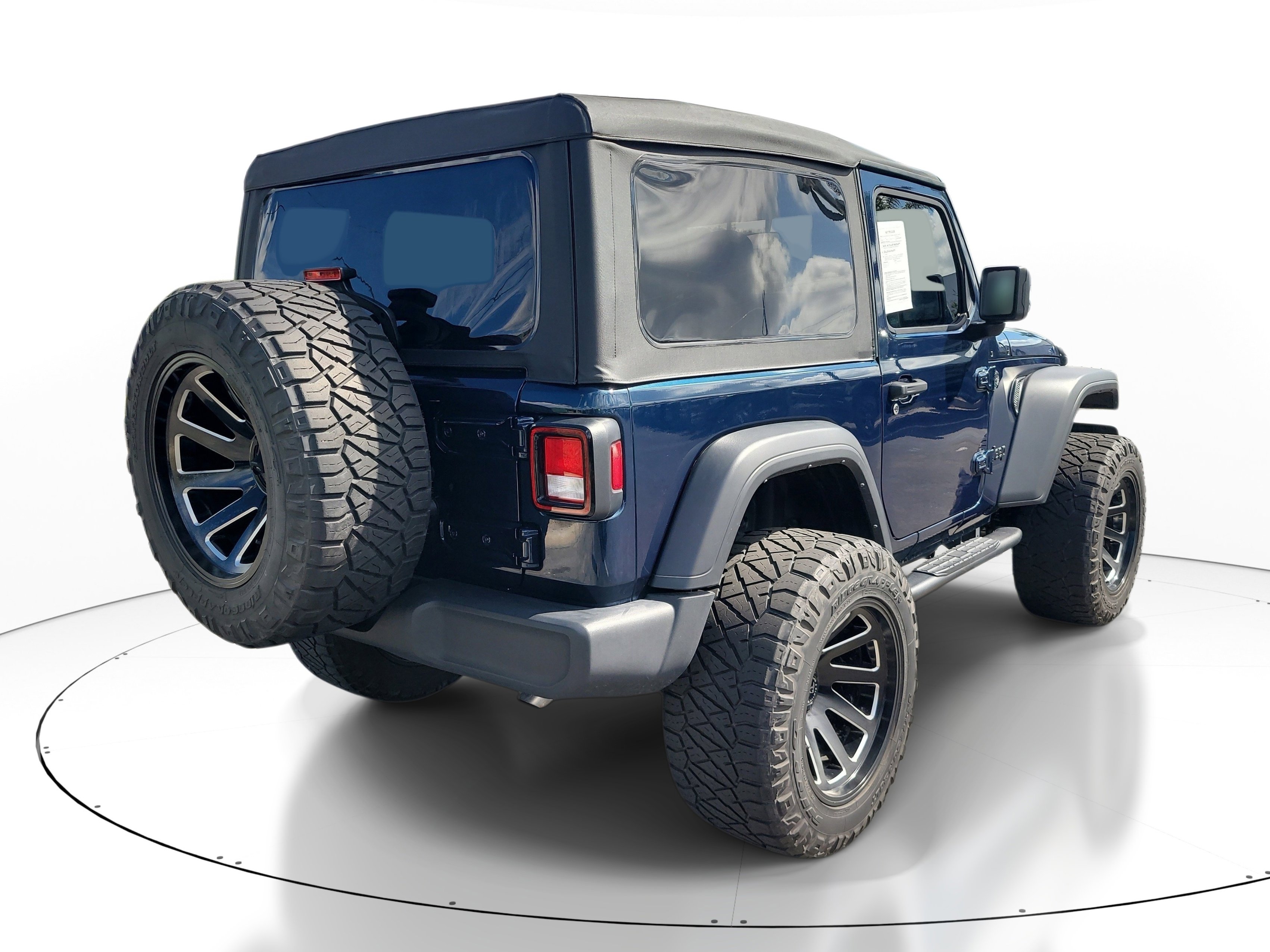 Used 2025 Jeep Wrangler Sport image 4