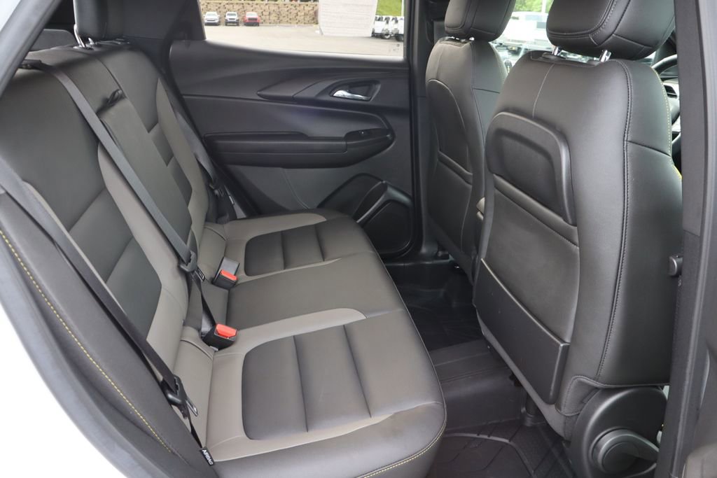 Used 2024 Chevrolet TrailBlazer ACTIV w/ Convenience Package AWD/4WD image 18