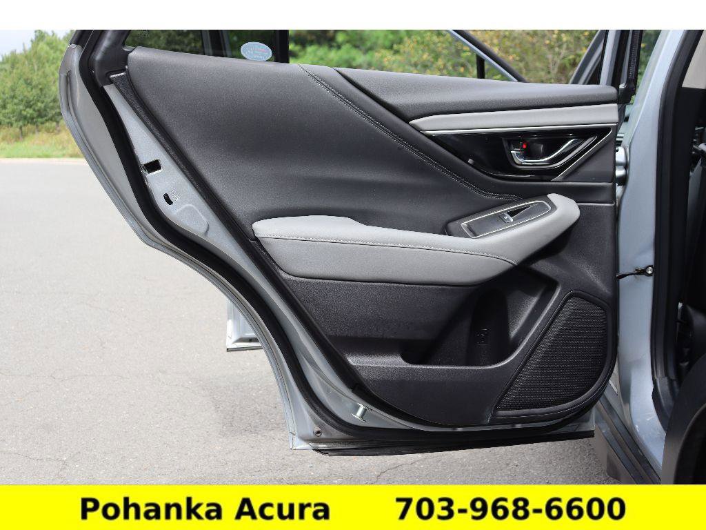 Used 2020 Subaru Outback Limited image 27
