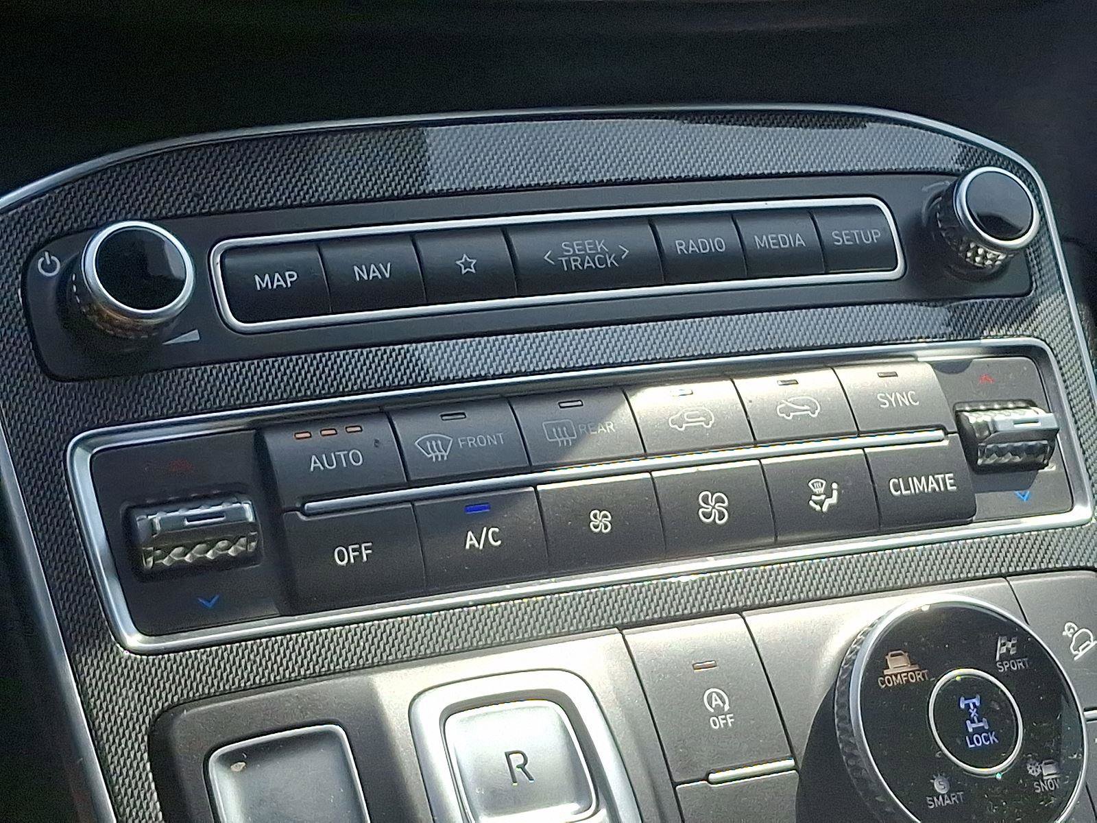 Used 2023 Hyundai Santa Fe XRT image 15