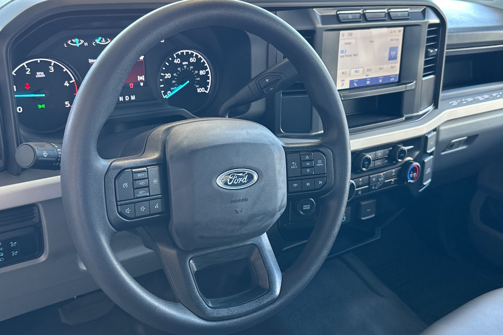 New 2024 Ford F450 XL w/ XL Chrome Package RWD image 13