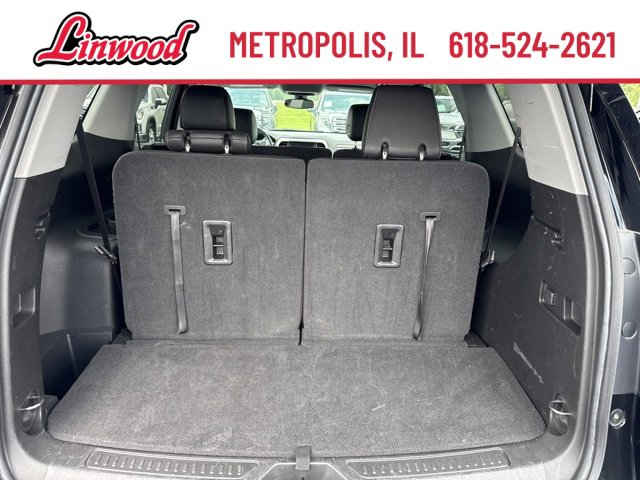 Used 2023 GMC Acadia SLT image 16