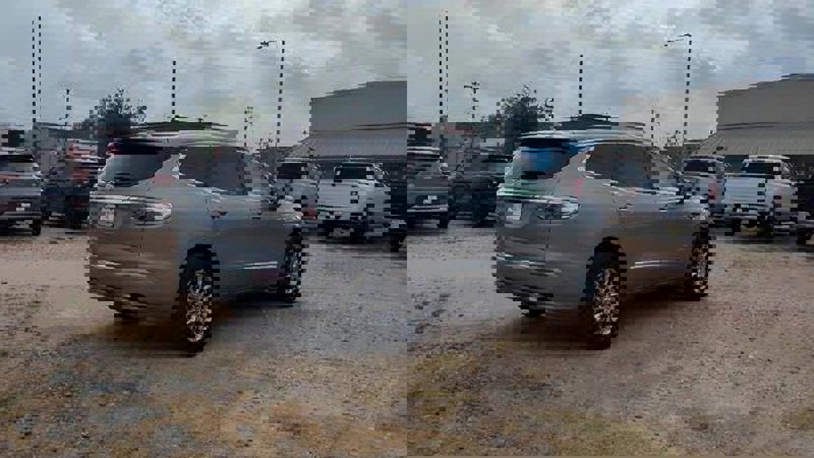 Certified 2023 Buick Enclave Avenir FWD image 8