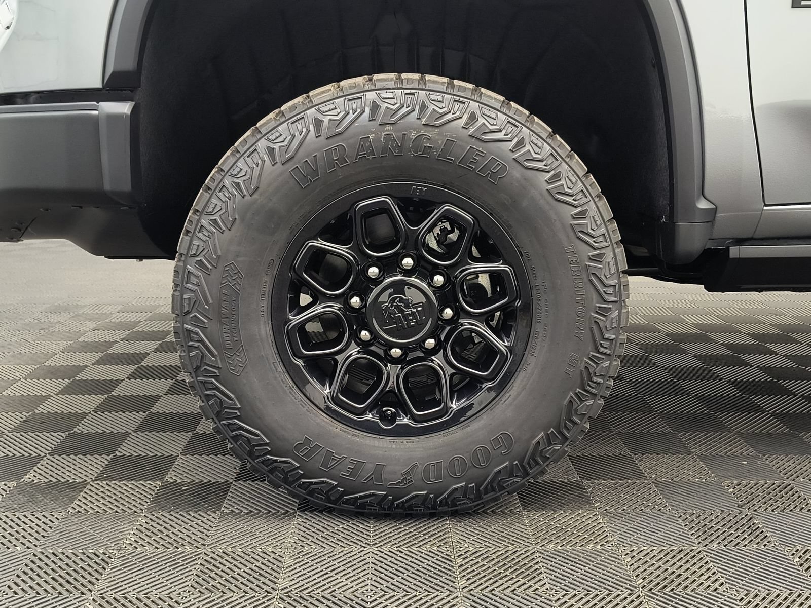 New 2026 Chevrolet Silverado 2500 ZR2 w/ ZR2 Bison Edition AWD/4WD image 11