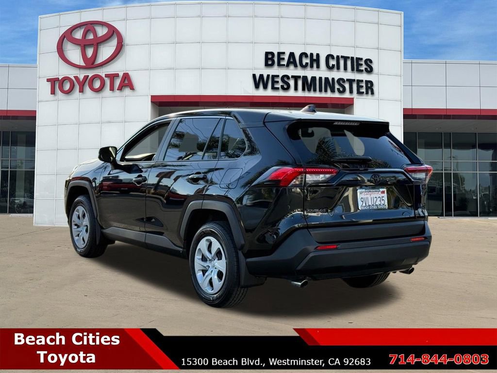 Certified 2025 Toyota RAV4 LE FWD image 8