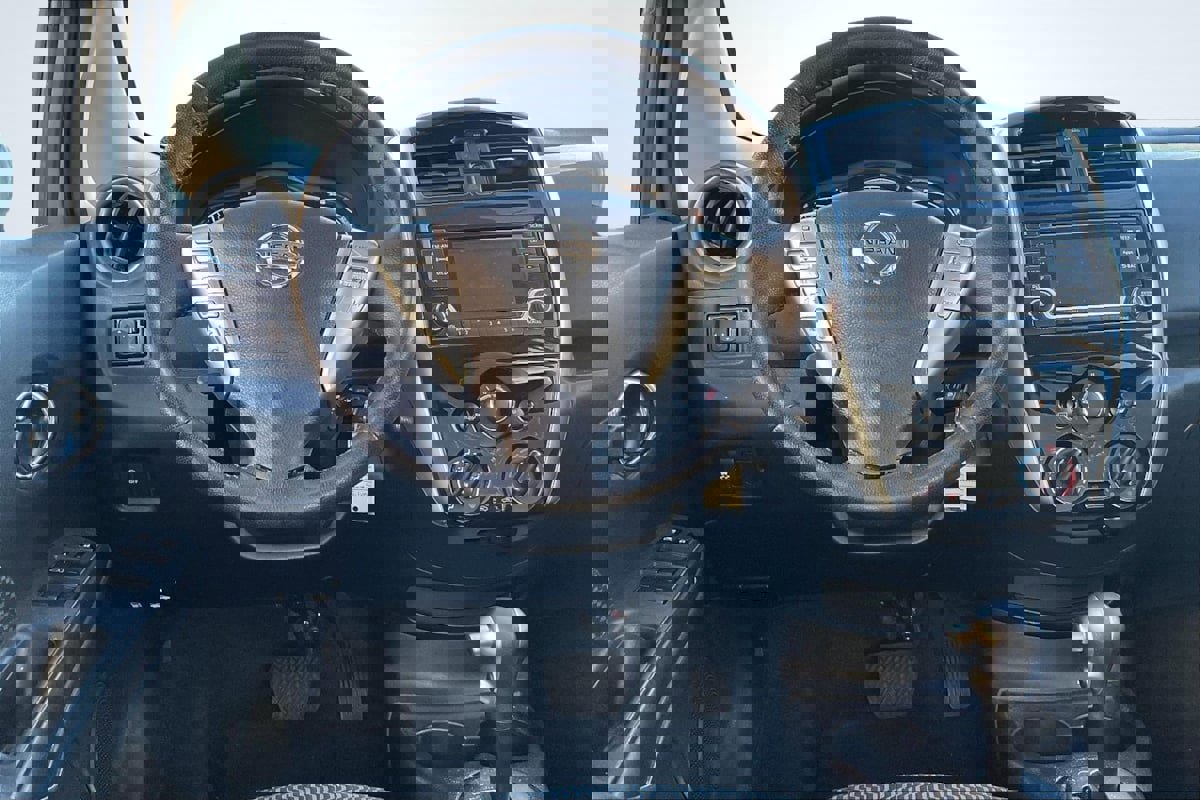 Used 2015 Nissan Versa Note SV w/ SV Convenience Package image 5