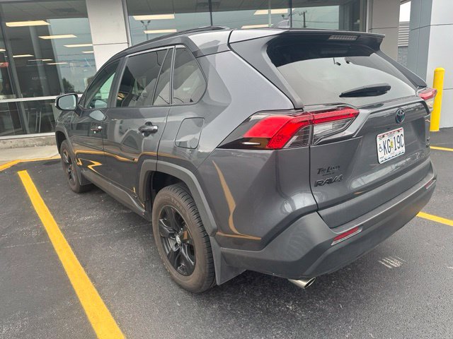 Used 2021 Toyota RAV4 XLE w/ Convenience Package AWD/4WD image 2