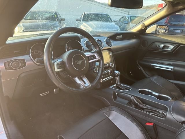 Used 2018 Ford Mustang Premium image 11