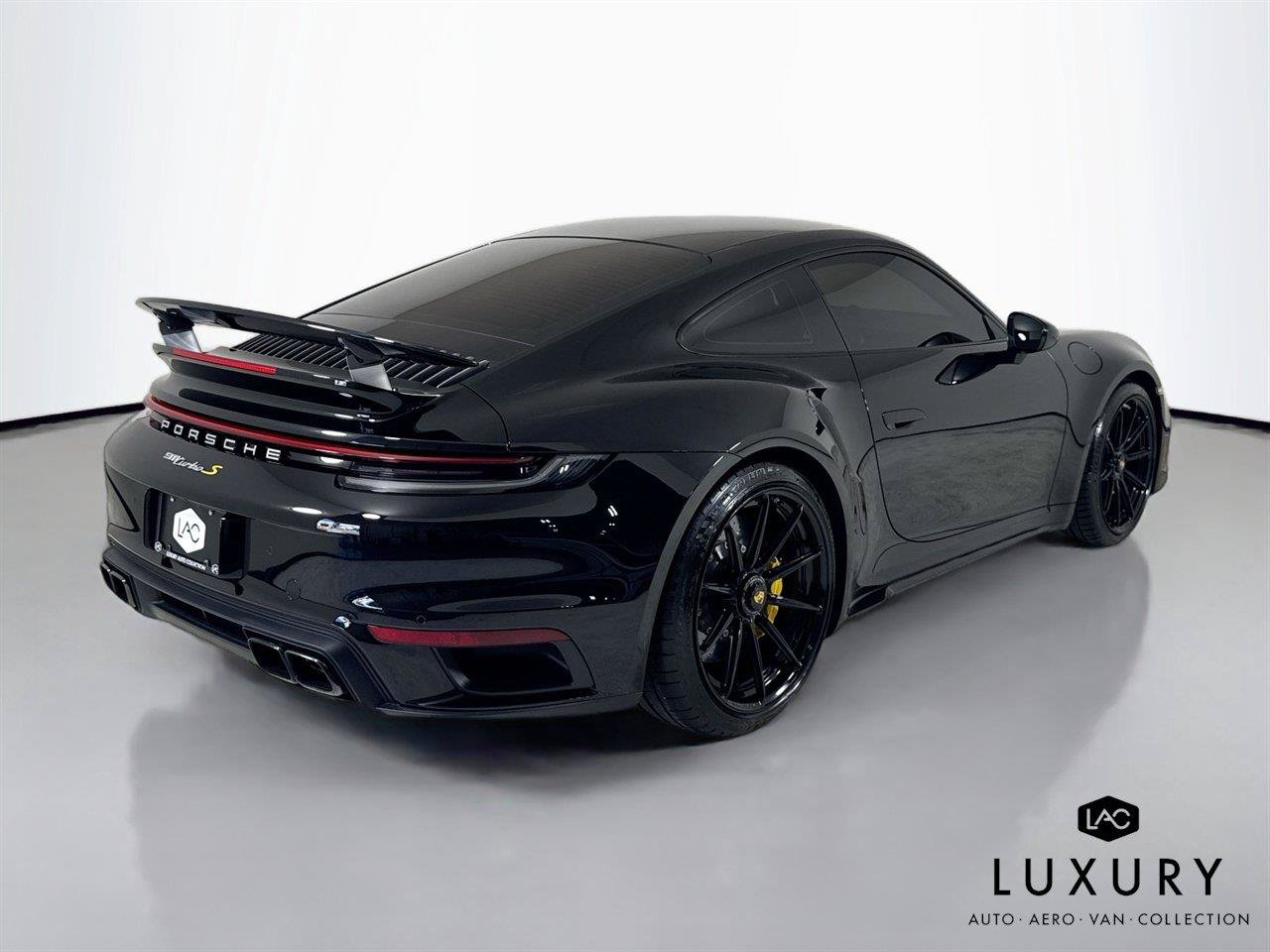 Used 2021 Porsche 911 Turbo S AWD/4WD image 4