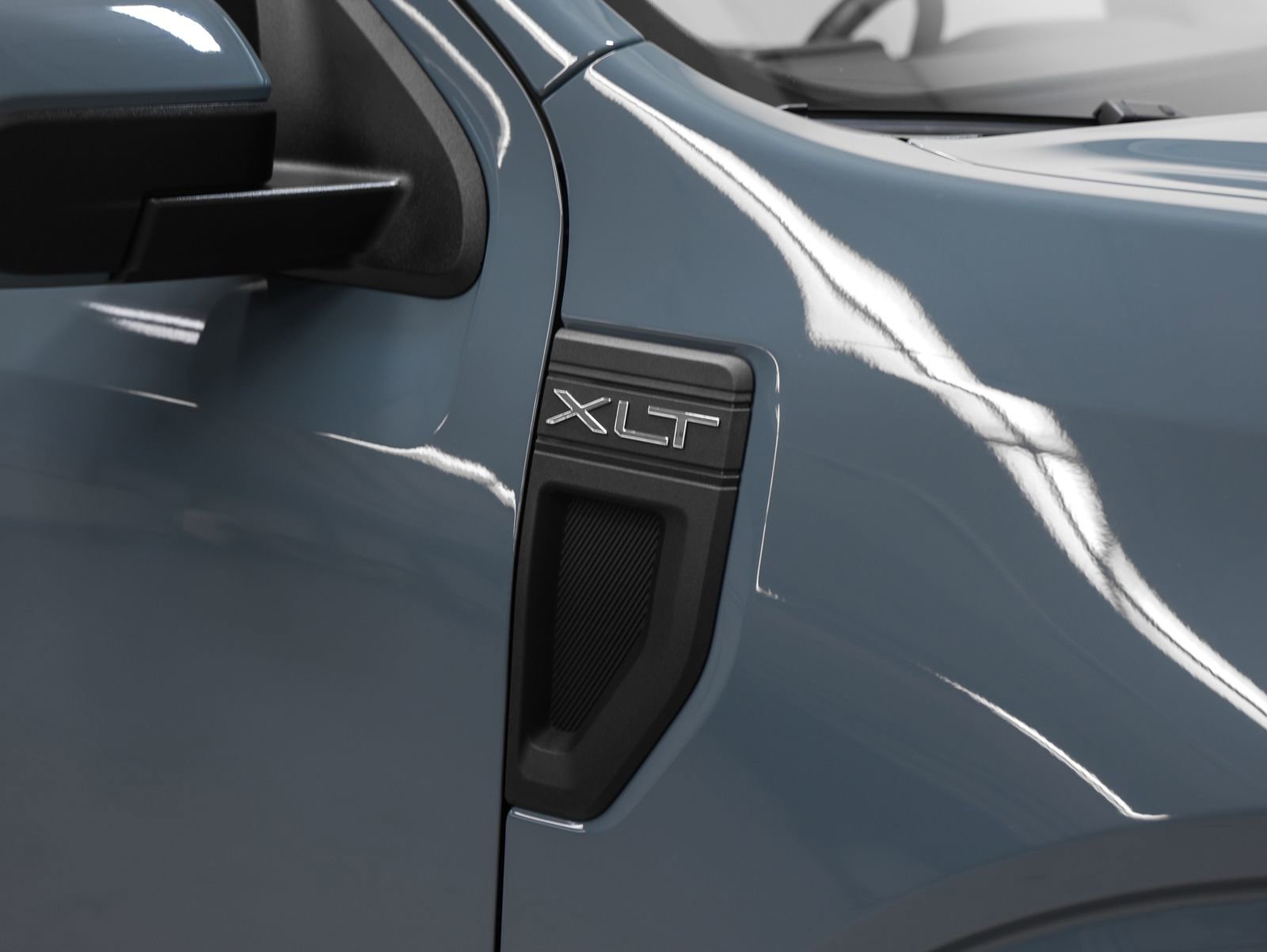 Used 2022 Ford Maverick XLT w/ Equipment Group 300A Standard image 14