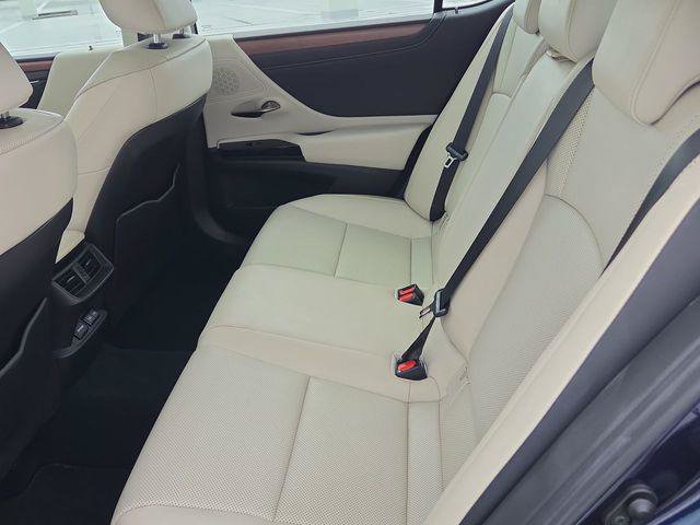 Certified 2025 Lexus ES 350 w/ Premium Package FWD image 23