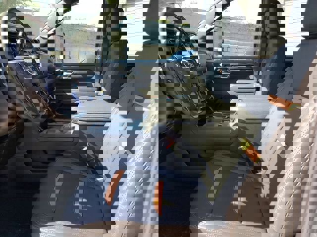 New 2026 GMC Sierra 2500 AT4 image 20