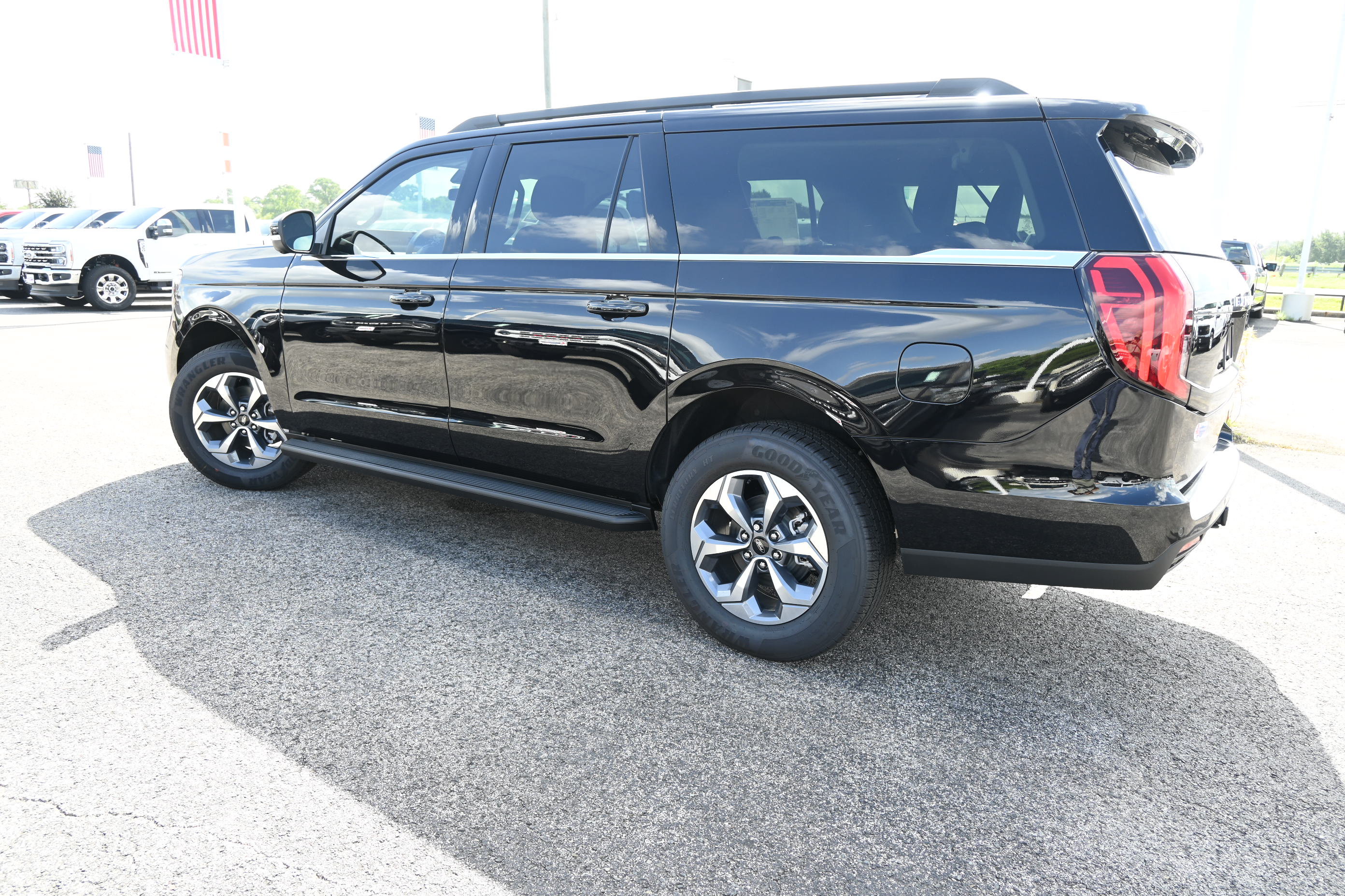 New 2027 Ford Expedition Max Active RWD image 8