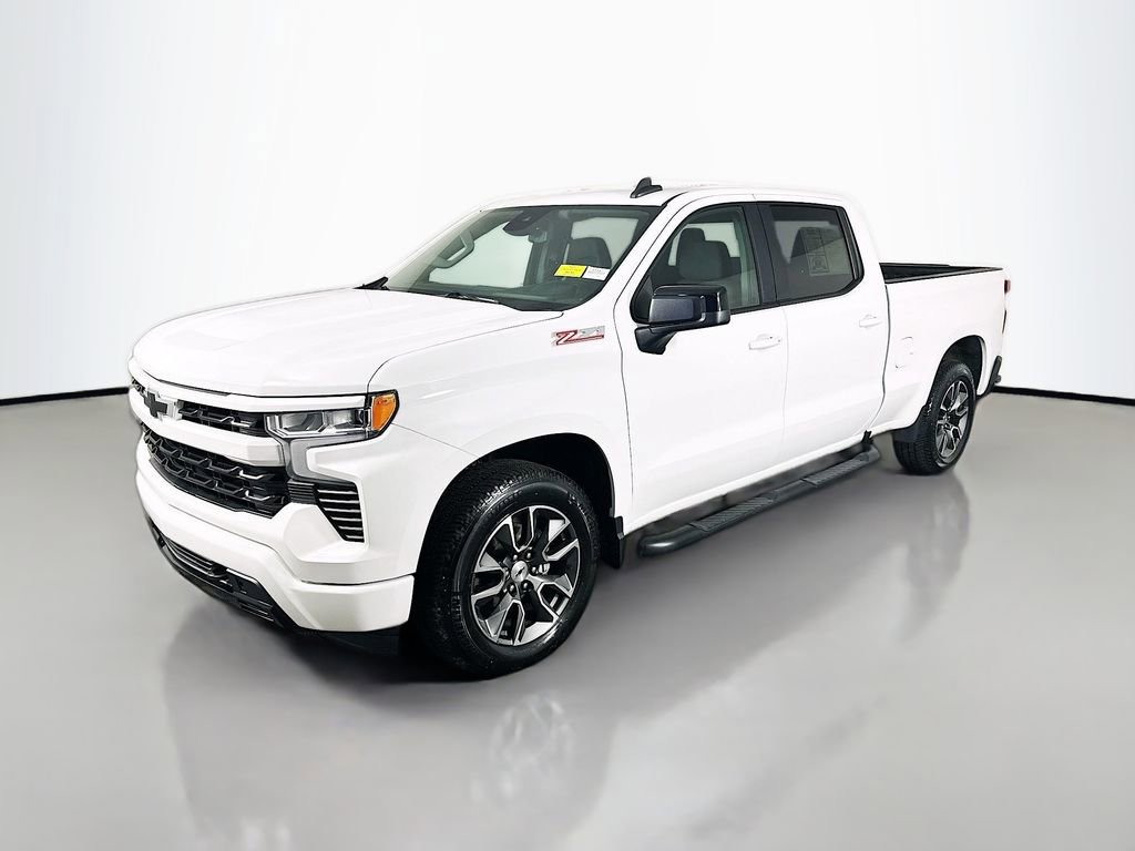 Used 2022 Chevrolet Silverado 1500 RST image 3