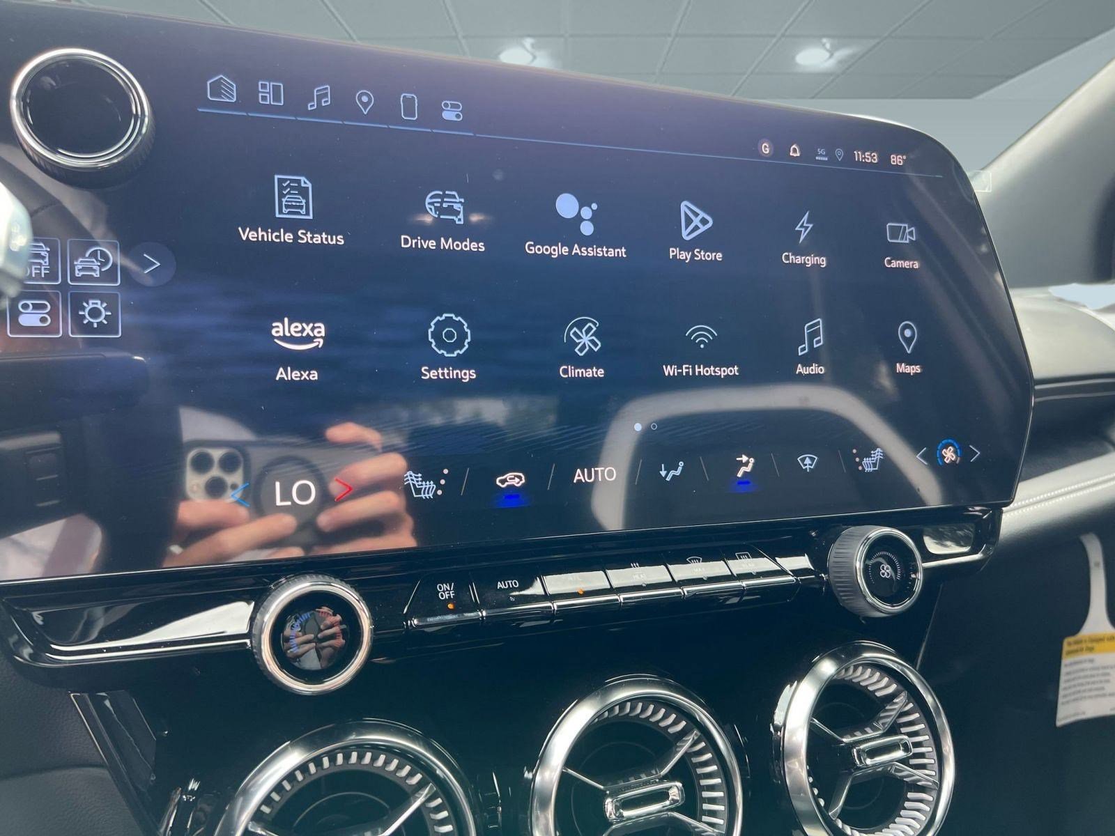 New 2025 Chevrolet Blazer EV LT image 26