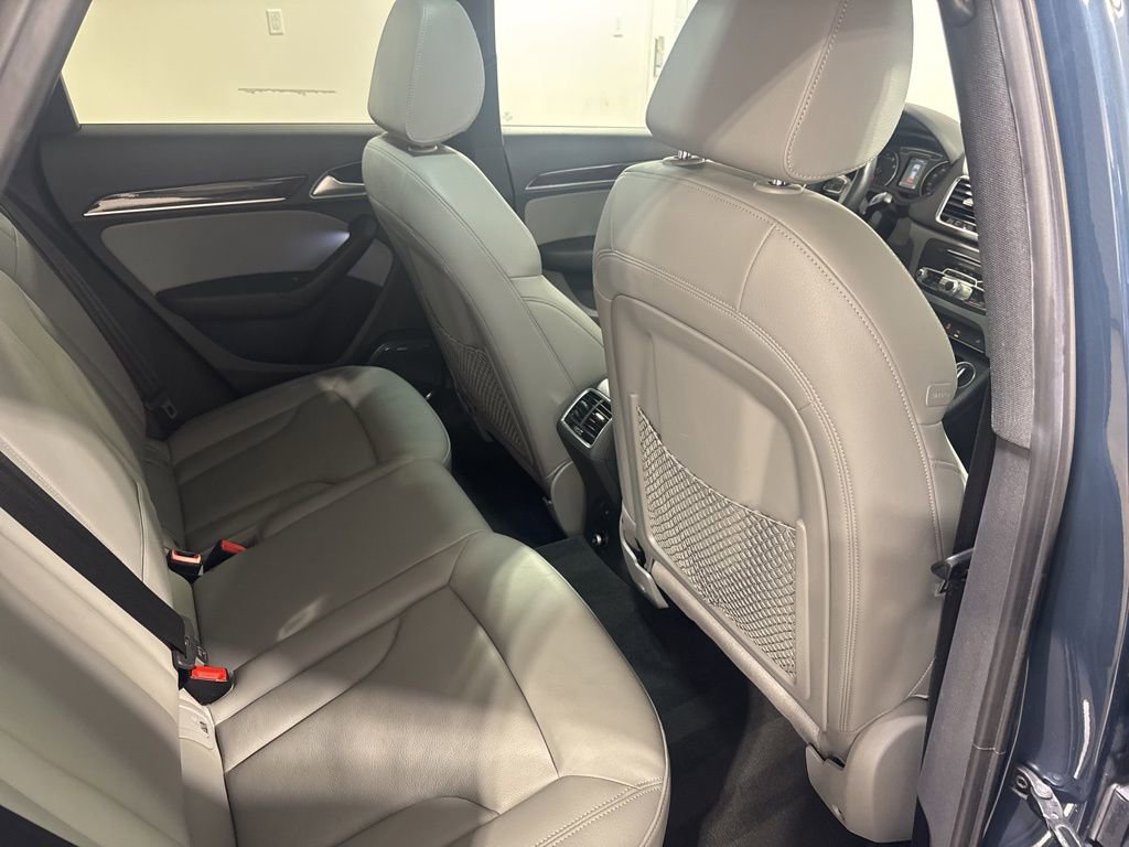 Used 2018 Audi Q3 2.0T Premium Plus w/ Premium Plus Package image 24