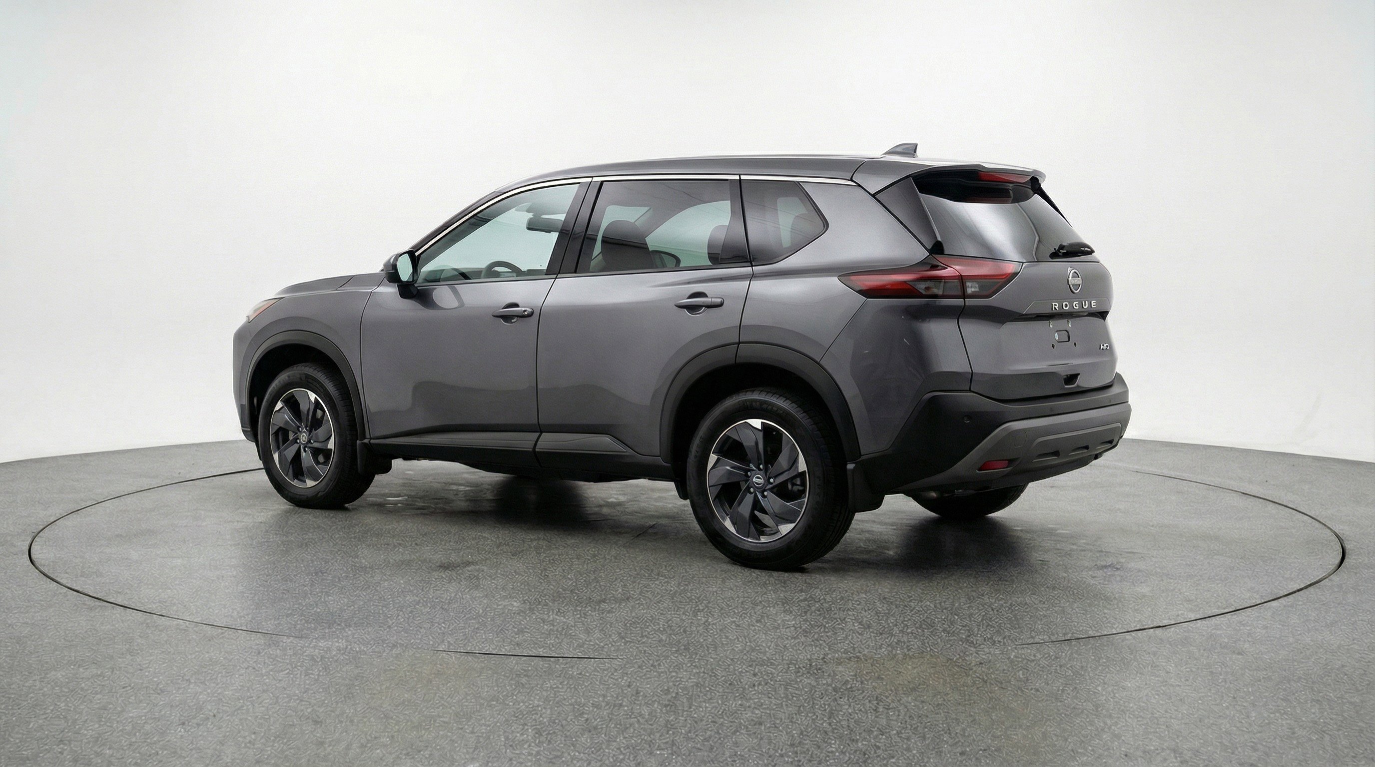 Used 2025 Nissan Rogue SV image 6