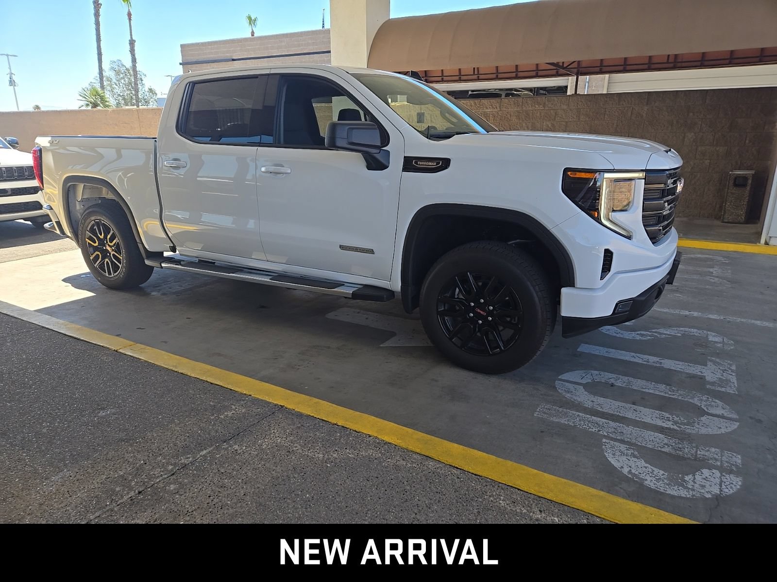 Certified 2026 GMC Sierra 1500 Elevation AWD/4WD image 3