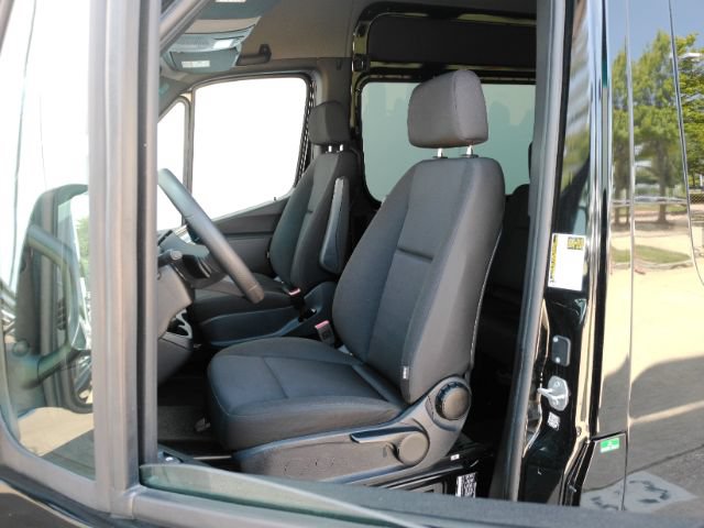 Used 2026 Mercedes-Benz Sprinter 2500 image 23