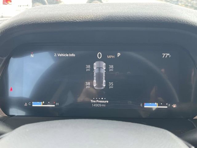 Used 2023 Jeep Grand Cherokee Laredo image 32