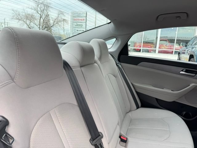 Used 2018 Hyundai Sonata SE FWD image 32