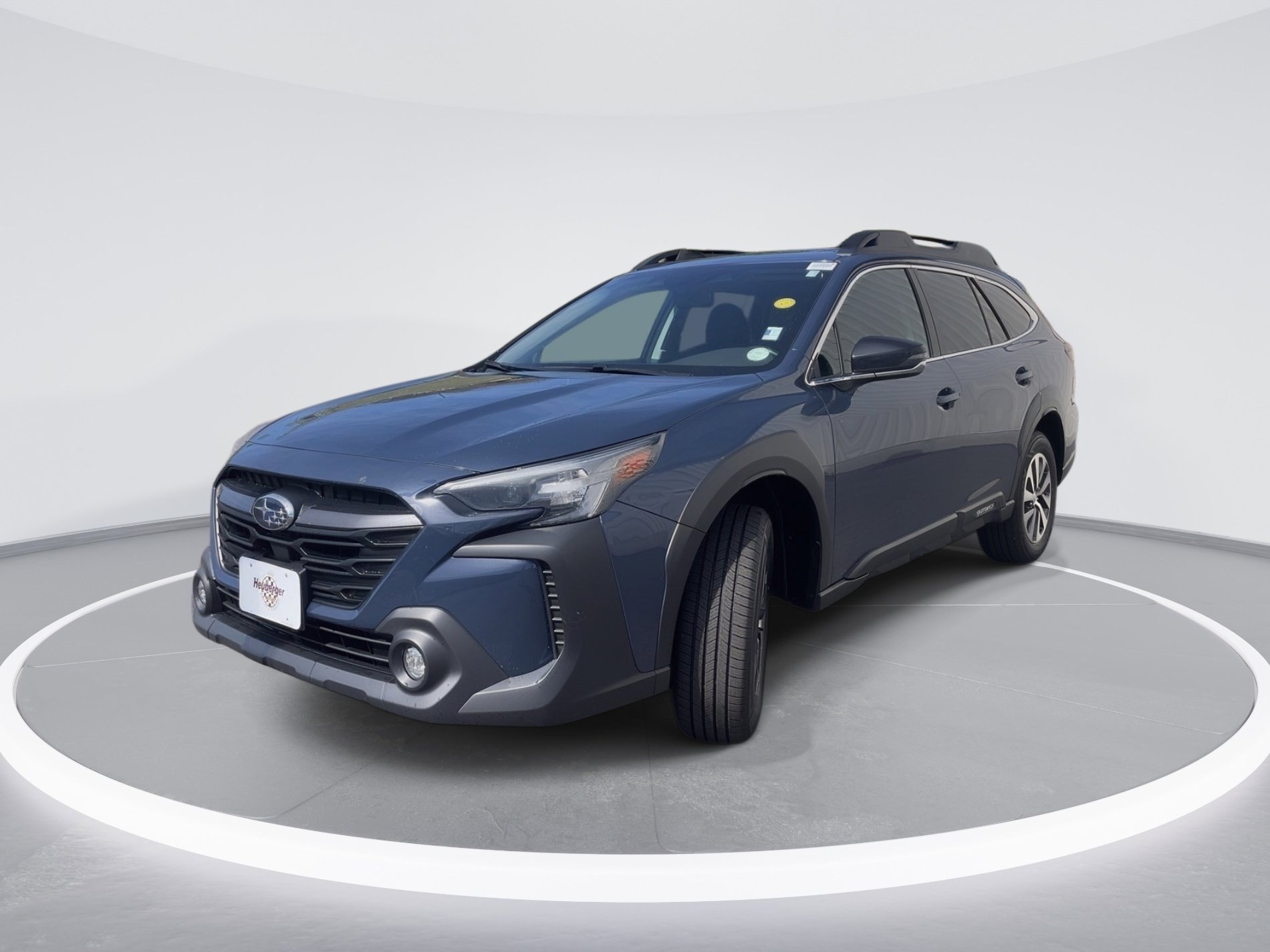 Used 2023 Subaru Outback Premium AWD/4WD image 3
